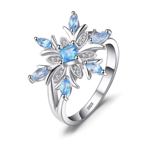 Snowflake Ring in 925 Sterling Silver - Picture 3 of 3